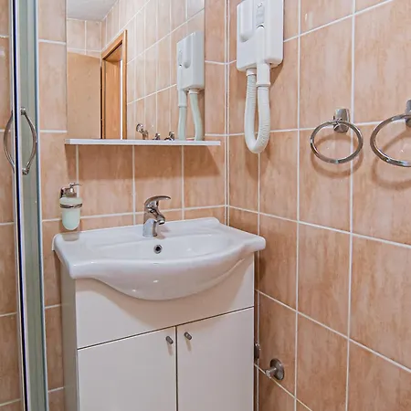 Silvia Πανσιόν Međugorje